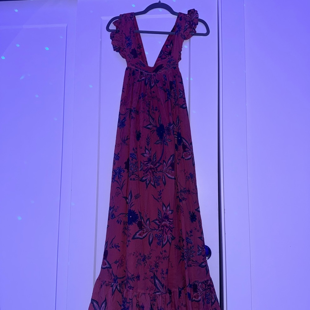 Floral Sleeveless Maxi Dress